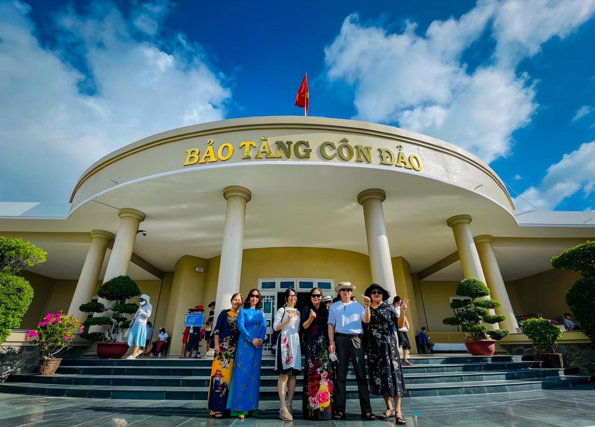 Duy Canh Homestay Chi Khu Co Ong Extérieur photo